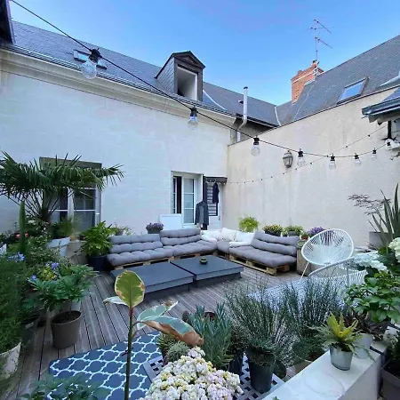 Vieux 2 Personnes 1 Min Plumereau 투르