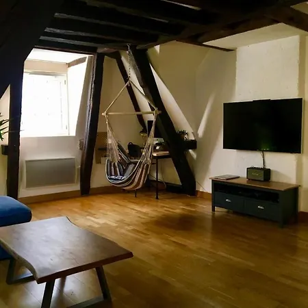 Vieux 2 Personnes 1 Min Plumereau 투르