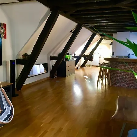 Vieux 2 Personnes 1 Min Plumereau Tours