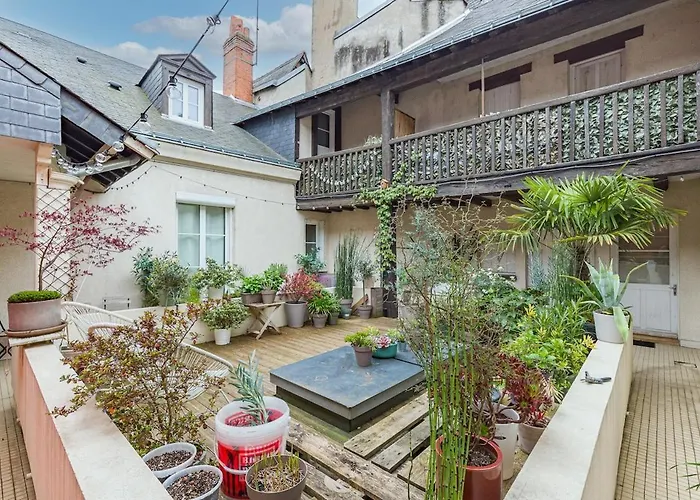 Vieux 2 Personnes 1 Min Plumereau Апартаменты *